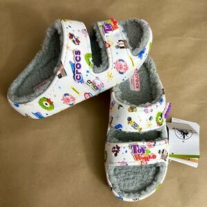 NWT Crocs Disney Parks Holiday Pixar Toy To The World White Slides Sandals